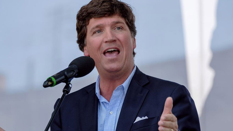  “Dad Comes Home and He’s P—ed”: Tucker Carlson’s Speech at Trump Rally Raises Eyebrows with Disciplinary Themes