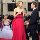 Jennifer Lawrence Photobombs