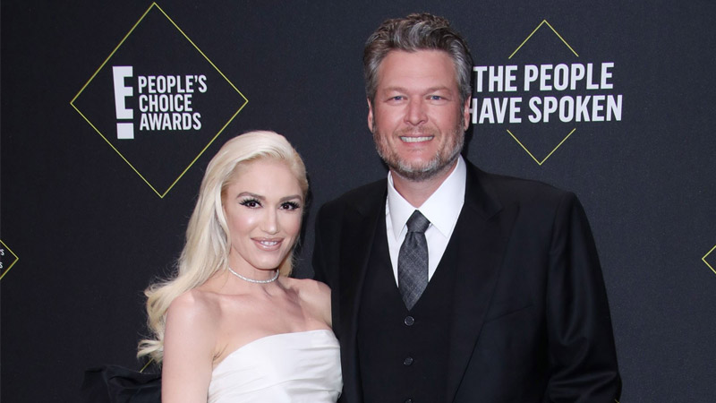  Blake Shelton Reflects on His First Meeting with Gwen Stefani: ‘She Was a Mother First and Foremost’