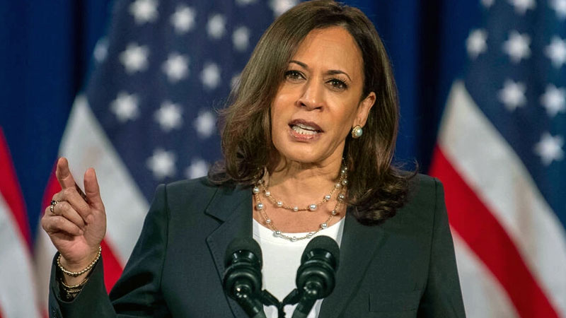  Kamala Harris’ Comms Director Quits Amidst Reports of Office Turmoil