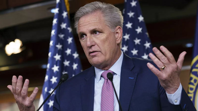  Kevin McCarthy Deflects When Confronted Over Trump’s ‘Mentally Disabled’ Remarks About Kamala Harris