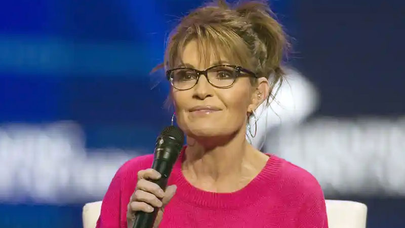  “You Lie!”: Sarah Palin Clashes with Mehdi Hasan Over Biden’s Energy Record and Anti-War Claims