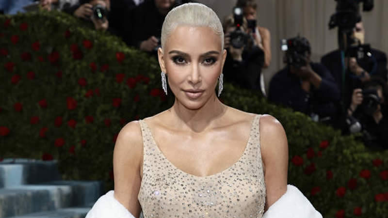  Kim Kardashian Seeks Restraining Order Against Stalker, Citing “Emotional Distress”