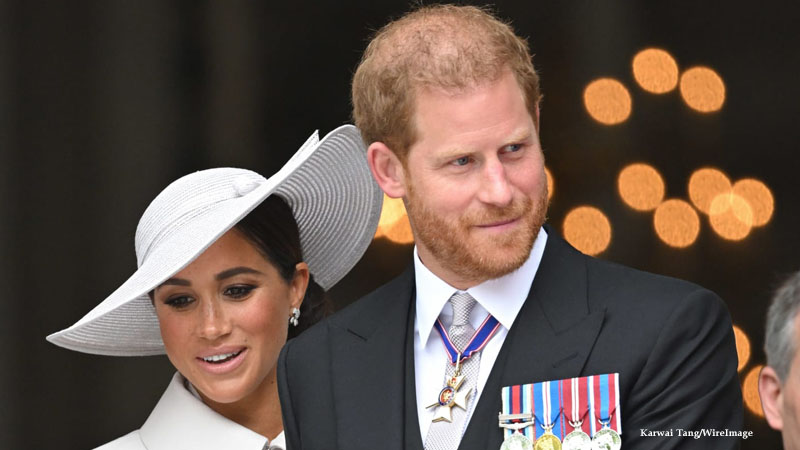  Meghan Markle ‘strides off’ Prince Harry upon US arrival