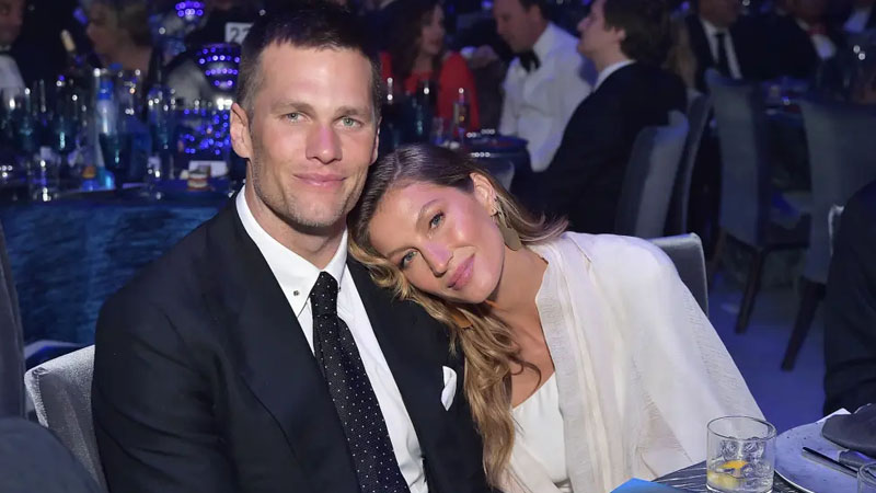  ‘Distasteful and Disrespectful’ Tom Brady Seeks to Mend Fences with Gisele Bündchen After Netflix Roast