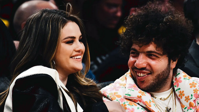  Selena Gomez Sparks Engagement Rumors with Benny Blanco After Mysterious Social Media Post: “He’s Not Going Anywhere”