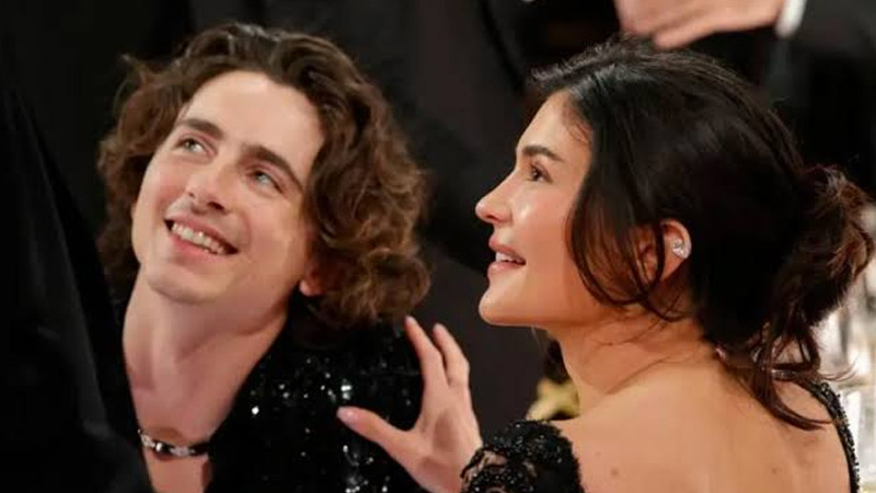  Timothée Chalamet ‘Avoiding’ the Kardashians Amid Kylie Jenner Romance: Report