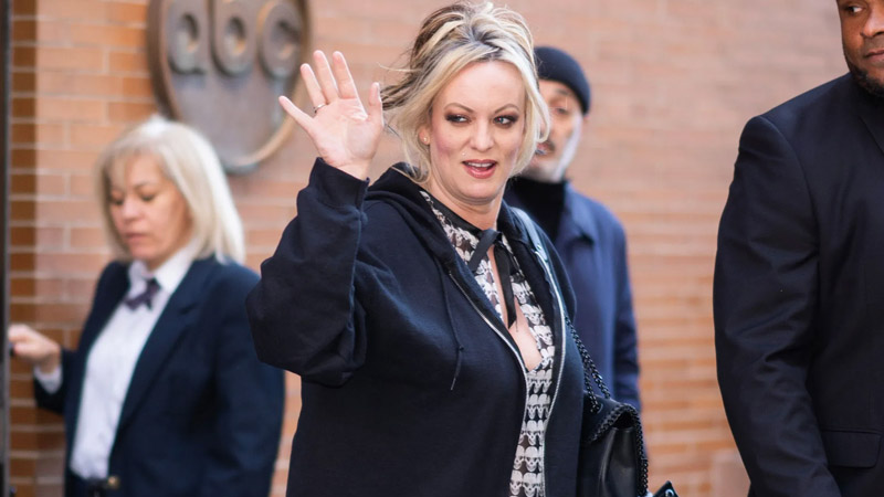  Stormy Daniels Testifies at Trump’s Hush-Money Trial, Exposing Personal Tensions