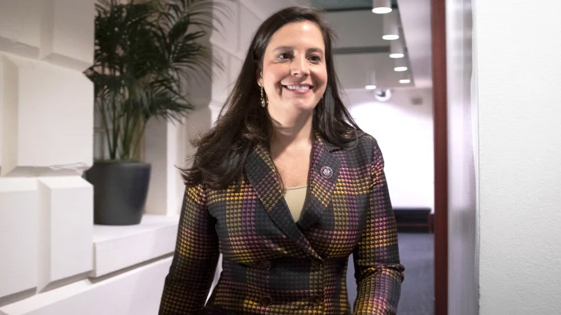  Rep. Elise Stefanik Calls for Resignation of Councilwoman Over ‘Rabid Dog’ Comment on Trump