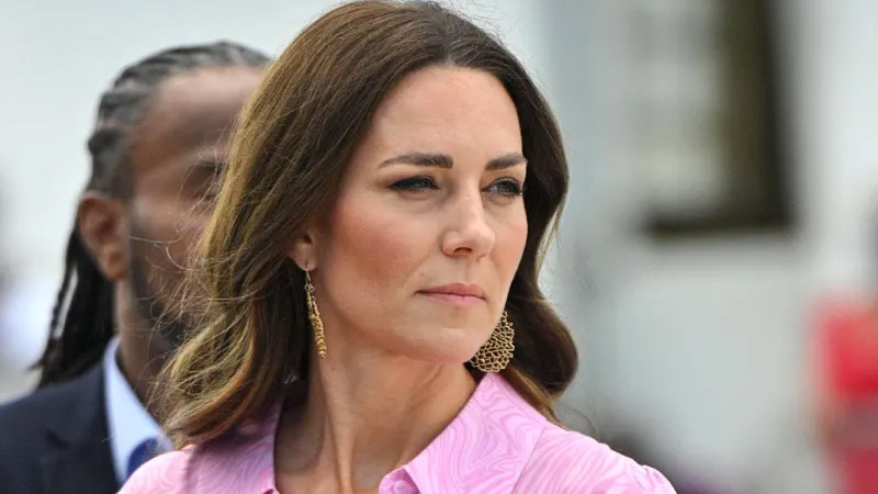  Kate Middleton admitted ‘ill feeling’ with Meghan at Queen Elizabeth’s death, Royal alone Robert Jobson says