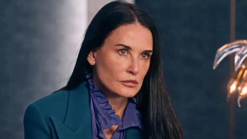  Demi Moore Reportedly Considering Cosmetic Fix for “Chubby Ankles”