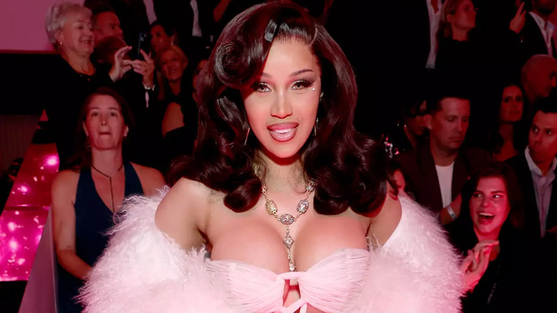  Cardi B Stuns in Fluffy Baby Pink Gown at Victoria’s Secret Fashion Show