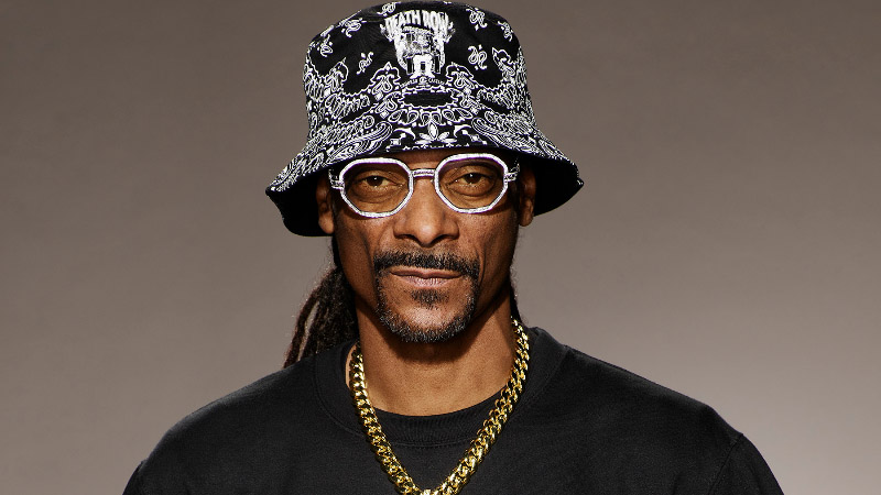  Snoop Dogg Leaves Fans Stunned with a Bizarre Revelation on a Party Bus Adventure